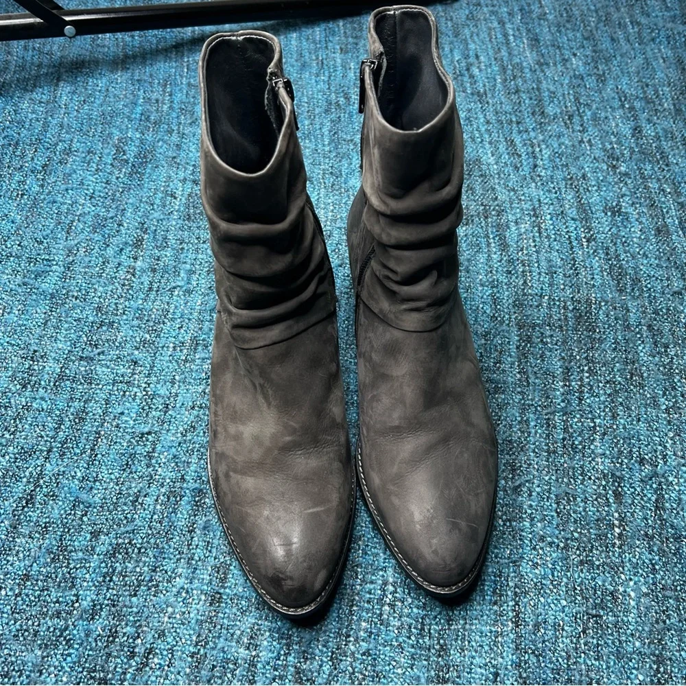 Paul Green Tanner Nubuck Leather Slouch Ankle Booties in Grey Women's Size 7.5